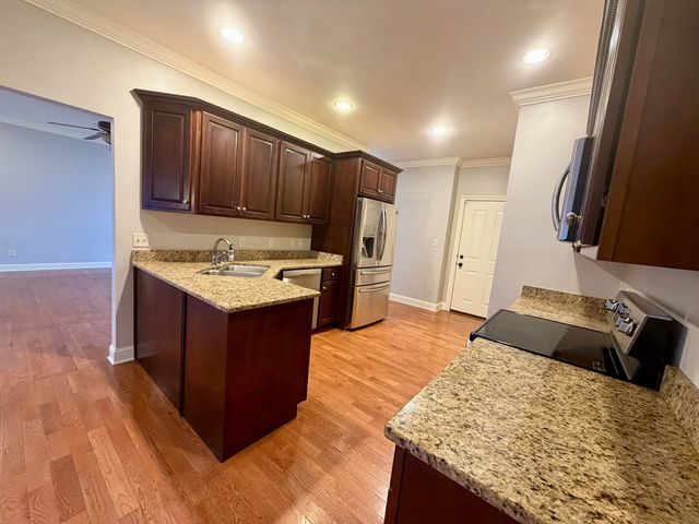 1012 Vineyard Way, Berea, KY 40403
