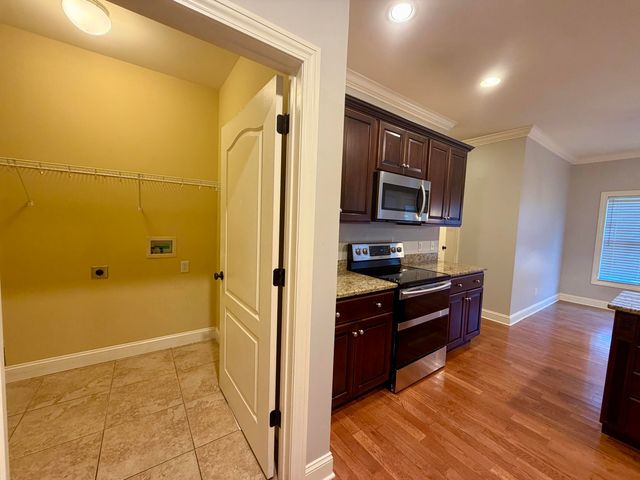1012 Vineyard Way, Berea, KY 40403