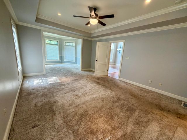 1012 Vineyard Way, Berea, KY 40403