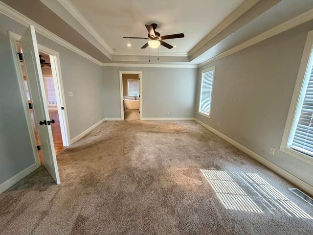 1012 Vineyard Way, Berea, KY 40403