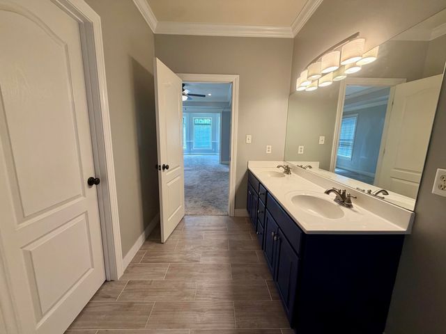 1012 Vineyard Way, Berea, KY 40403