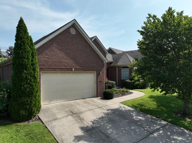 1012 Vineyard Way, Berea, KY 40403