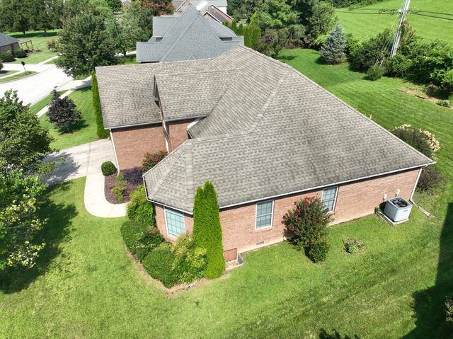 1012 Vineyard Way, Berea, KY 40403