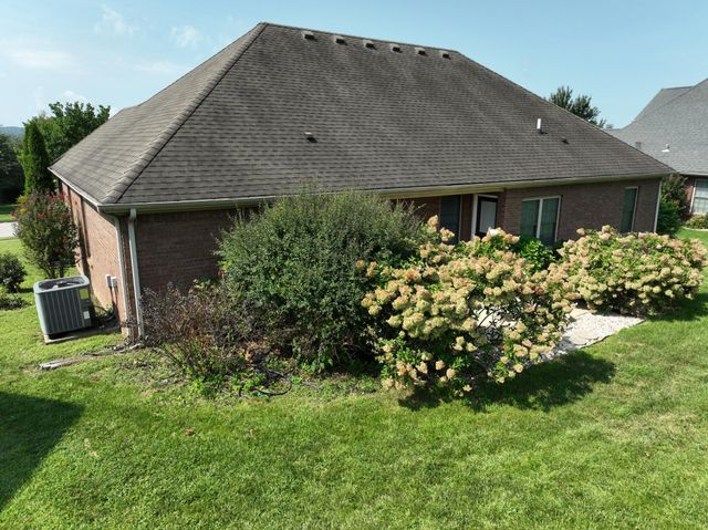 1012 Vineyard Way, Berea, KY 40403