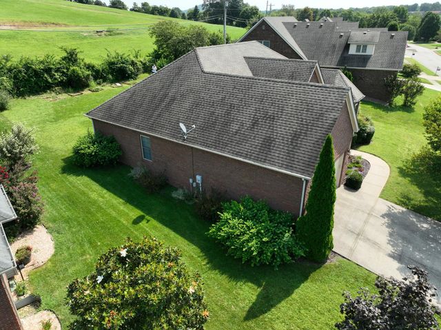 1012 Vineyard Way, Berea, KY 40403