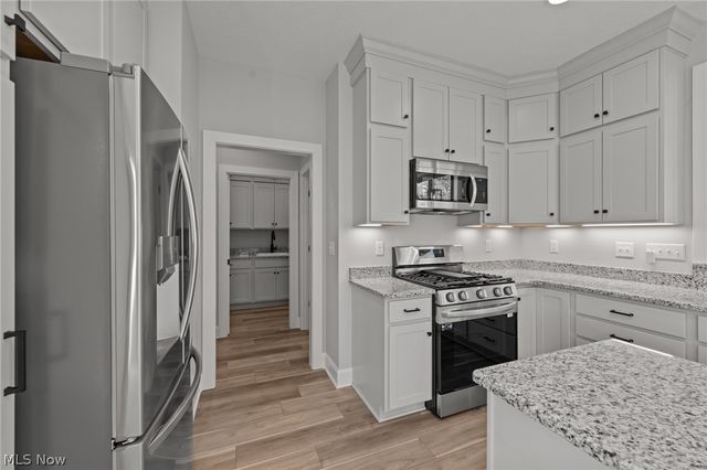 8761 Windfall Court, North Royalton, OH 44133