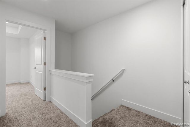 2845 Summers Place, Troy, MI 48084