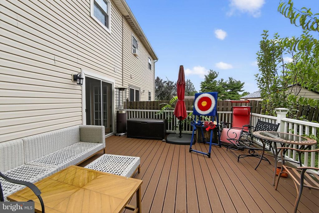 107 WHITNEY PL, Lansdale, PA 19446