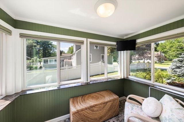 131 Pine Grove Ave, Bellingham, MA 02019