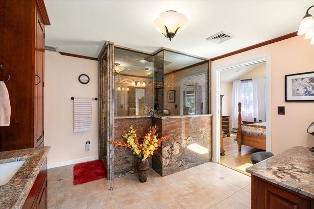 131 Pine Grove Ave, Bellingham, MA 02019