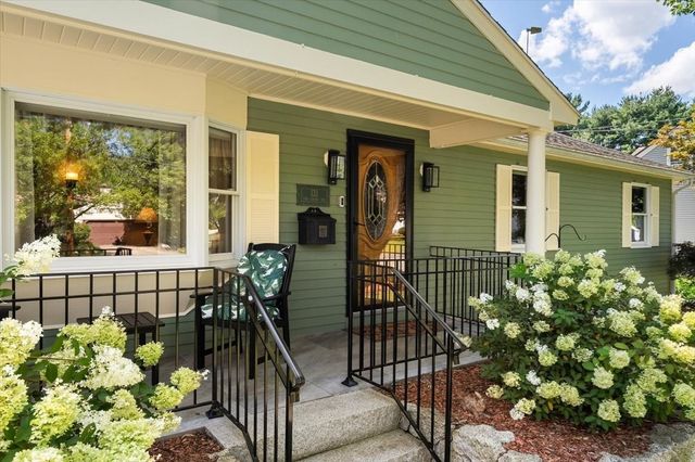 131 Pine Grove Ave, Bellingham, MA 02019