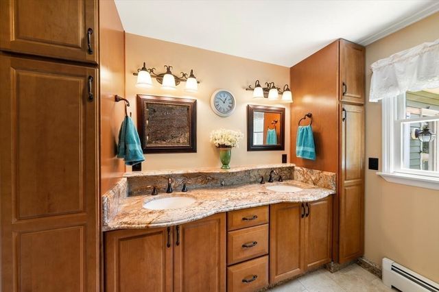 131 Pine Grove Ave, Bellingham, MA 02019