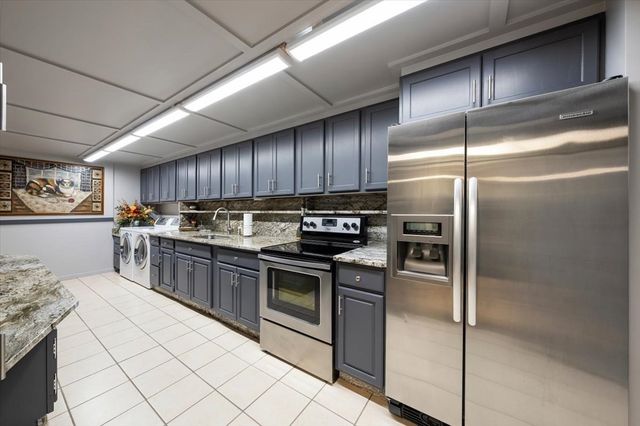 131 Pine Grove Ave, Bellingham, MA 02019