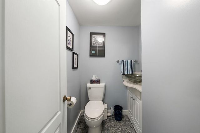 131 Pine Grove Ave, Bellingham, MA 02019