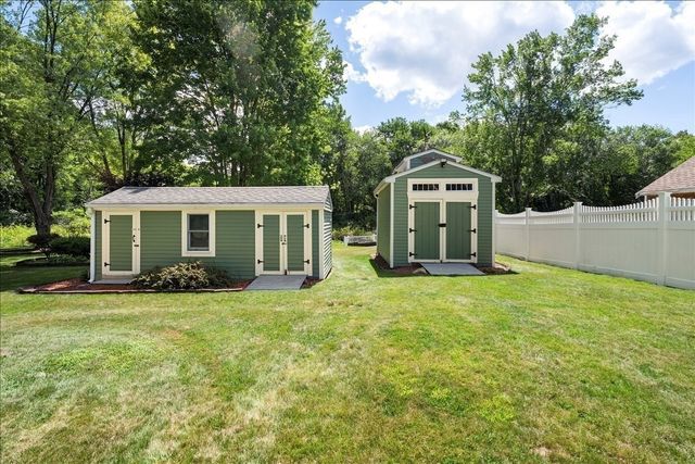 131 Pine Grove Ave, Bellingham, MA 02019