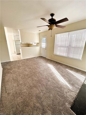 707 Topsider CT, Newport News, VA 23608