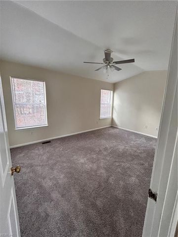 707 Topsider CT, Newport News, VA 23608