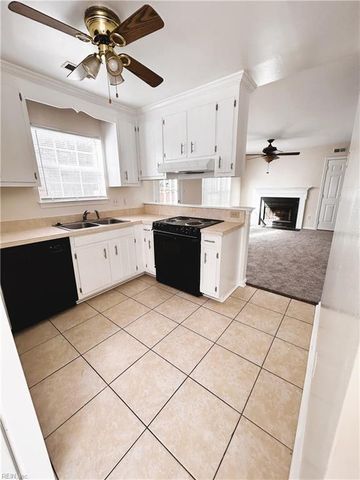 707 Topsider CT, Newport News, VA 23608