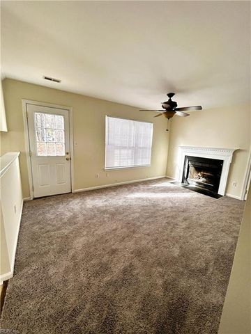 707 Topsider CT, Newport News, VA 23608