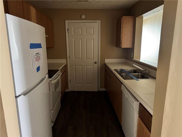 3203 Fairington Ridge Circle, Lithonia, GA 30038