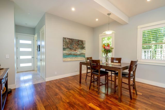 144 Hoolapa St, Kihei, HI 96753