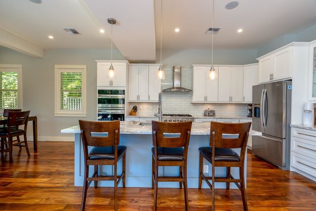 144 Hoolapa St, Kihei, HI 96753