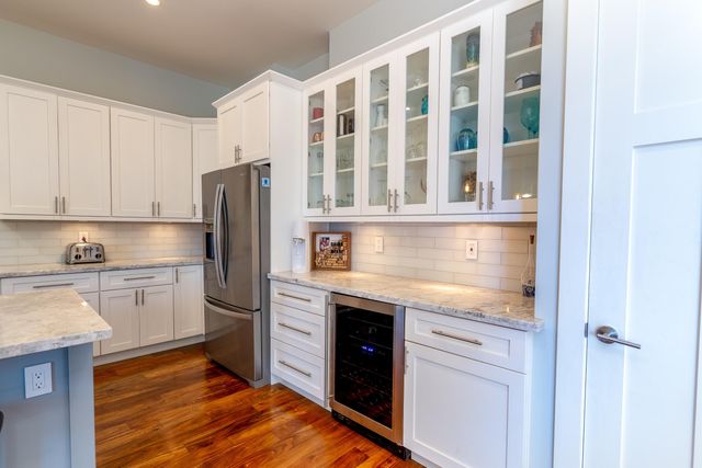 144 Hoolapa St, Kihei, HI 96753