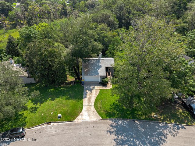 3767 HERMITAGE Road E, Jacksonville, FL 32277
