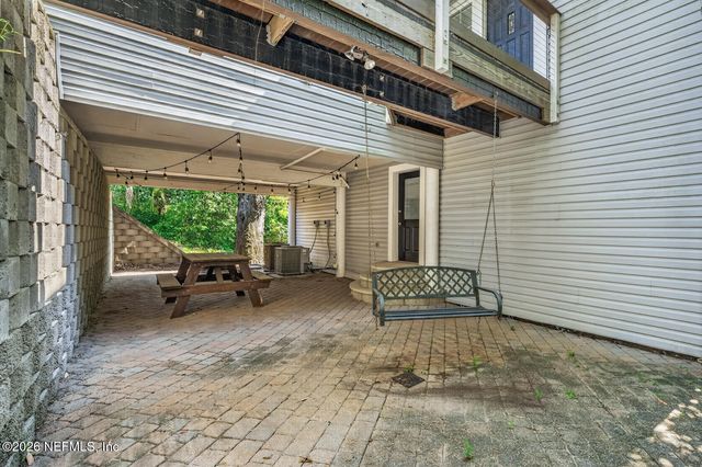 3767 HERMITAGE Road E, Jacksonville, FL 32277