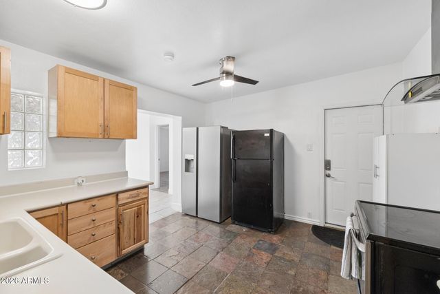 1611 E CEDAR Street, Tempe, AZ 85281