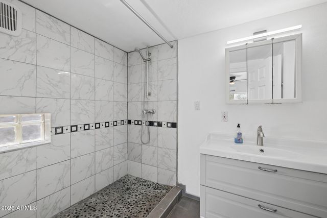 1611 E CEDAR Street, Tempe, AZ 85281
