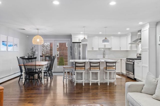 11 Taft St, Marblehead, MA 01945