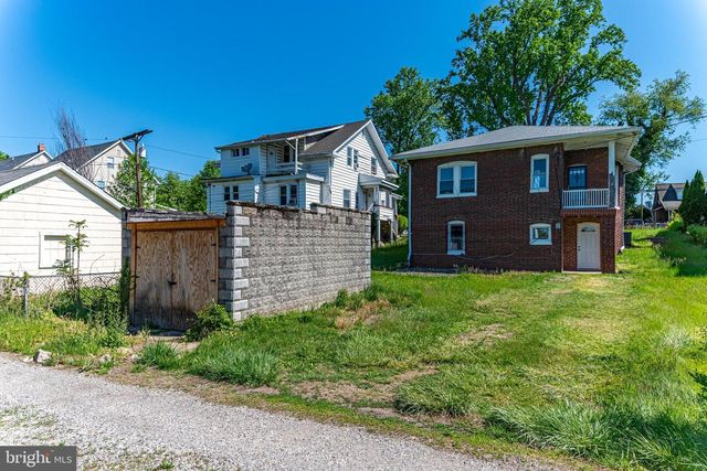 1008 WALNUT AVE, Baltimore, MD 21229