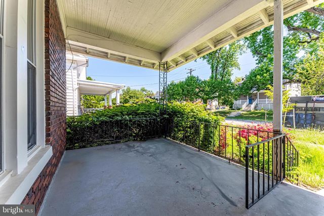 1008 WALNUT AVE, Baltimore, MD 21229