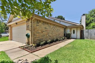 2007 Highland Hills Drive, Sugar Land, TX 77478