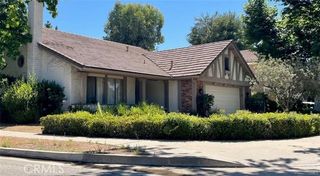 290 N Park View Drive, Oak Park, CA 91377