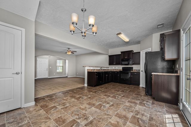 5305 Tony Lama Ln, Murfreesboro, TN 37128