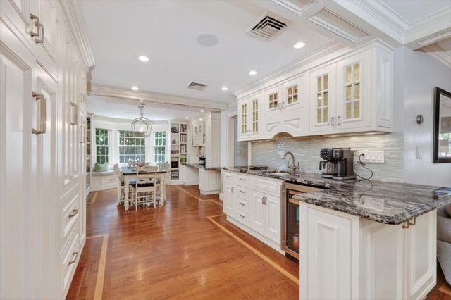 188 Forest Ave, Cohasset, MA 02025