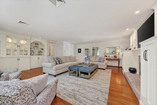 188 Forest Ave, Cohasset, MA 02025