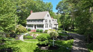 188 Forest Ave, Cohasset, MA 02025