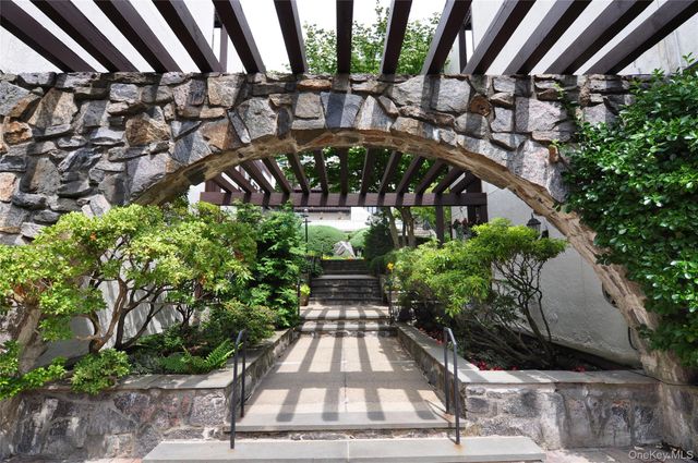 1200 Warburton Avenue 36, Yonkers, NY 10701