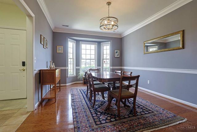 1723 Harmon Drive, Wyoming, OH 45215