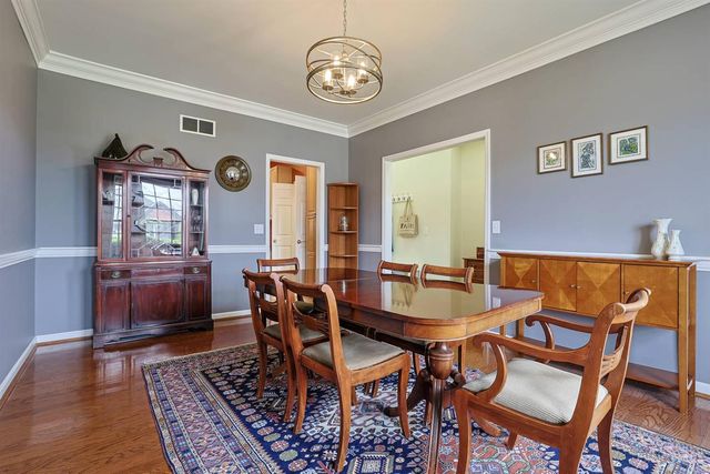 1723 Harmon Drive, Wyoming, OH 45215