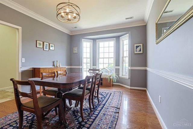 1723 Harmon Drive, Wyoming, OH 45215