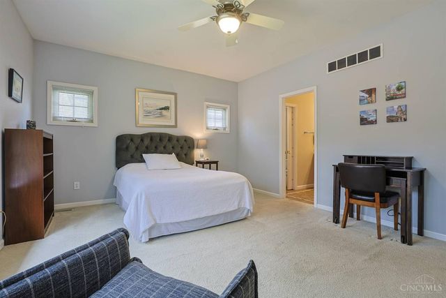 1723 Harmon Drive, Wyoming, OH 45215