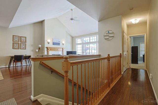 1723 Harmon Drive, Wyoming, OH 45215