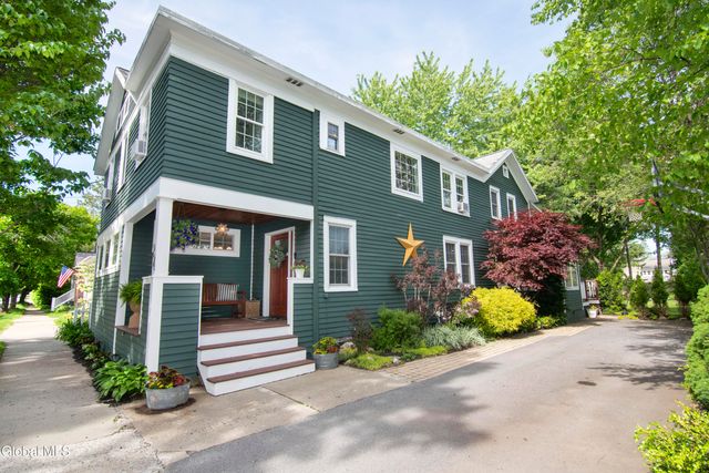 24 Walnut Street, Saratoga Springs, NY 12866