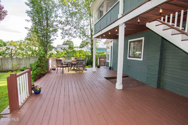24 Walnut Street, Saratoga Springs, NY 12866