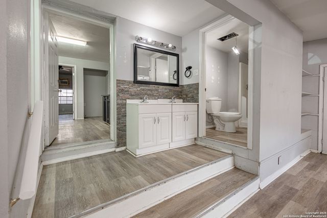 643 E Ashley, San Antonio, TX 78221