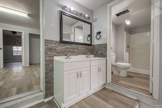 643 E Ashley, San Antonio, TX 78221